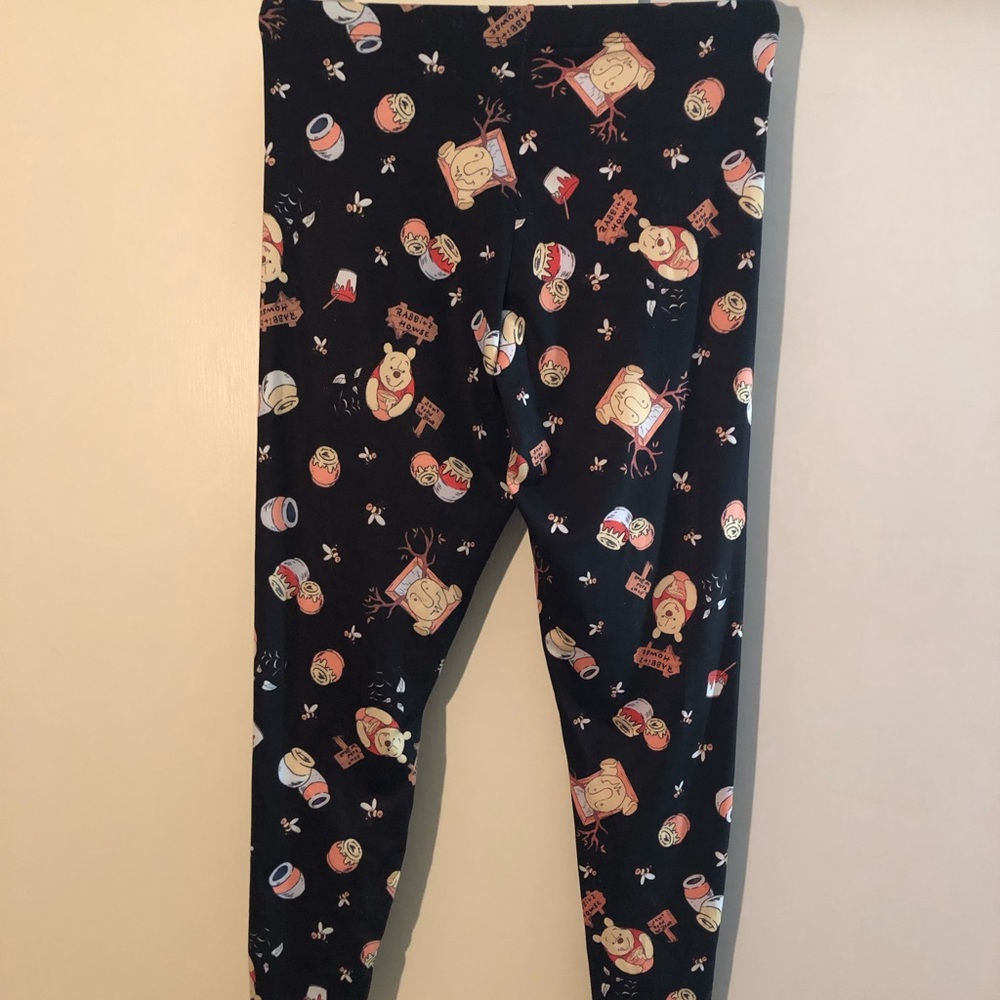 Disney’s Winnie the Pooh Bees and Hunny Leggings